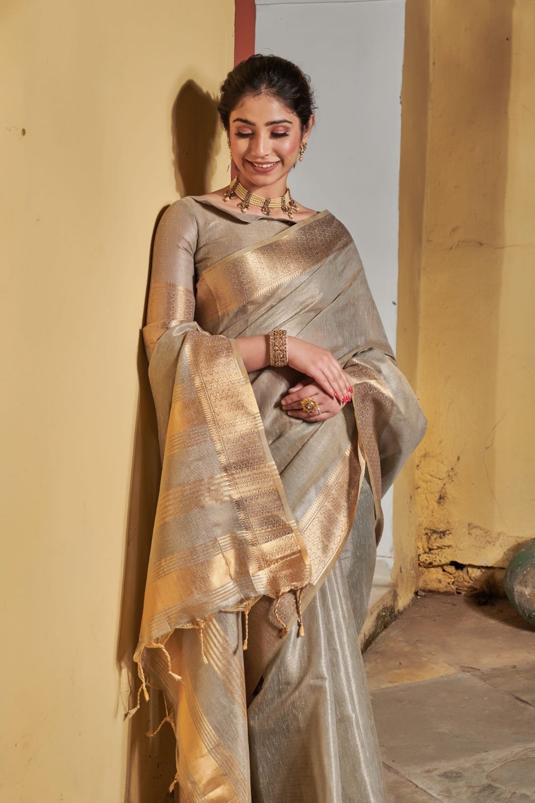 Indian Sarees: Traditional & Contemporary Style | Utsav Fashion Blog