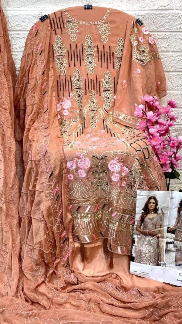 Designs Of Pakistani Suits - Pakistani Suits