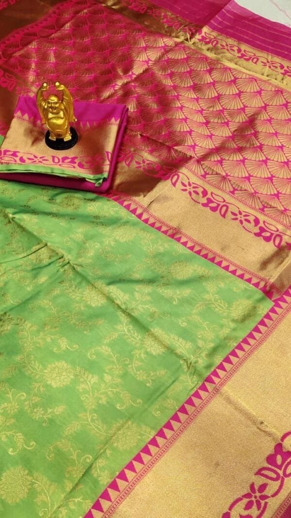 Online Saree - Vastraqueen Saree Online Shopping - Designer Sarees Rs 500 to 1000 - Buy