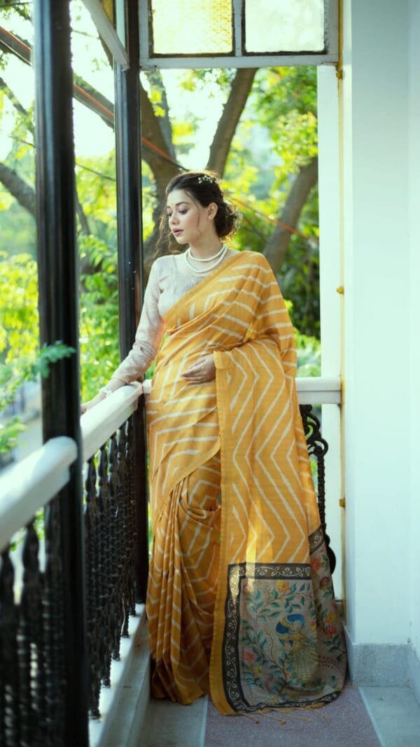 Online Silk Sarees With Price - Designer Sarees Rs 500 to 1000