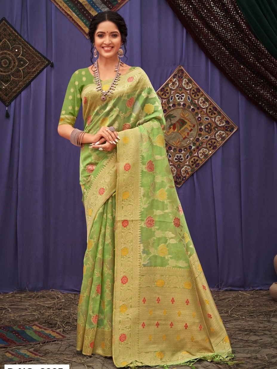 Saree Under 800 - Designer Sarees Rs 500 to 1000 - SareesWala.com