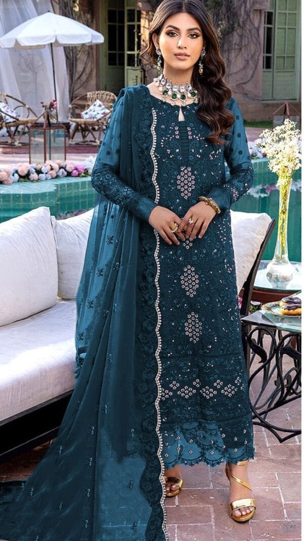 Pakistani Dress Designs - Pakistani Suits
