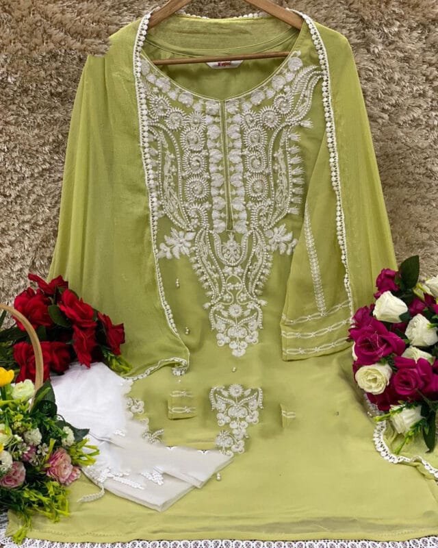 Pakistani Dress Latest - Pakistani Suits Online