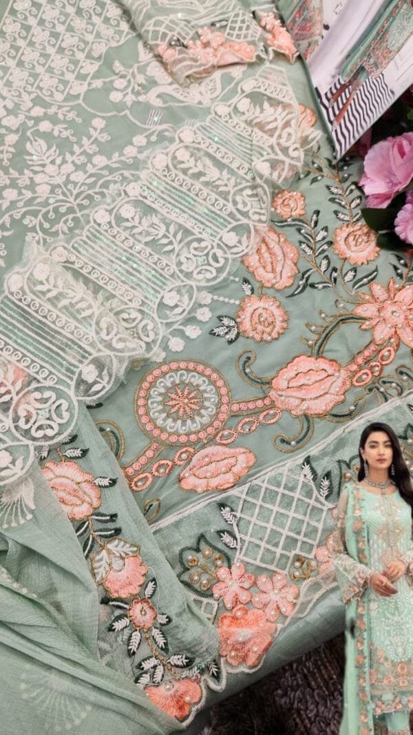 Pakistani Dress Mehndi - Pakistani Suits