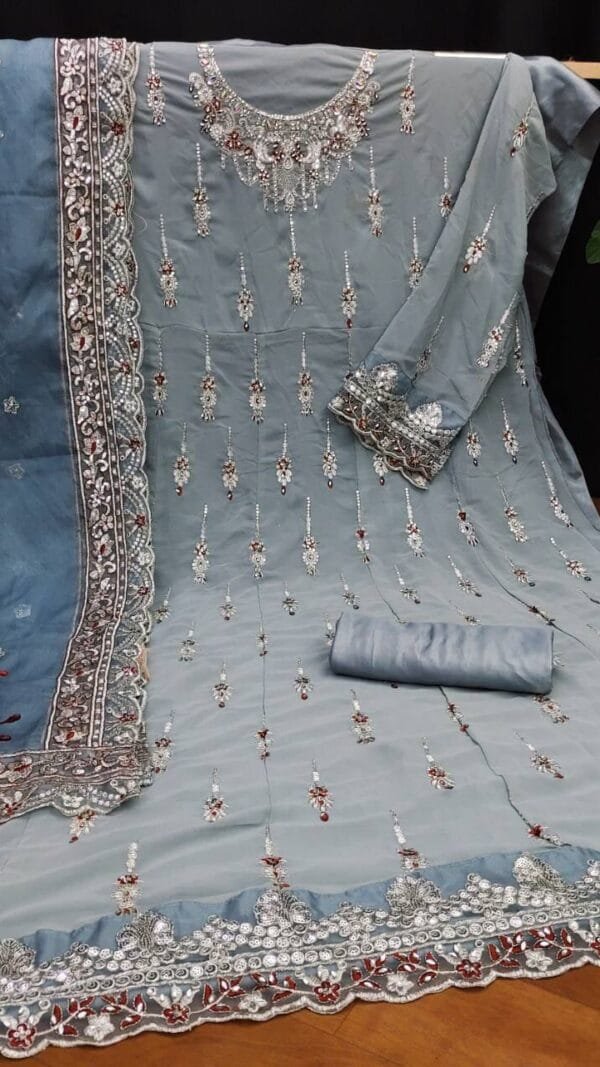 Pakistani Dress Women - Pakistani Suits Online