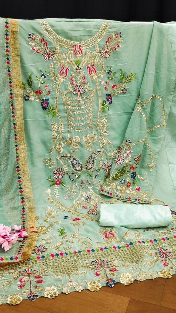 Pakistani Pakistani Suits Online Dress Designs -