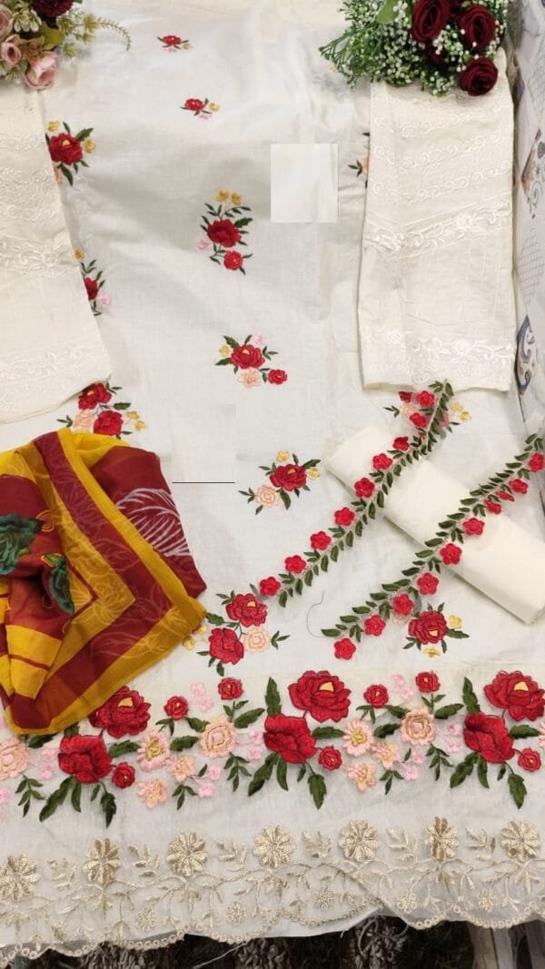 Pakistani Suits Designs - Pakistani Suits