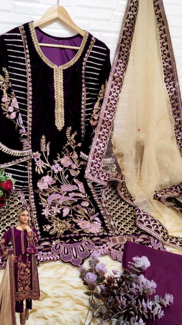 Pakistani Suits Designs - Pakistani Suits Online