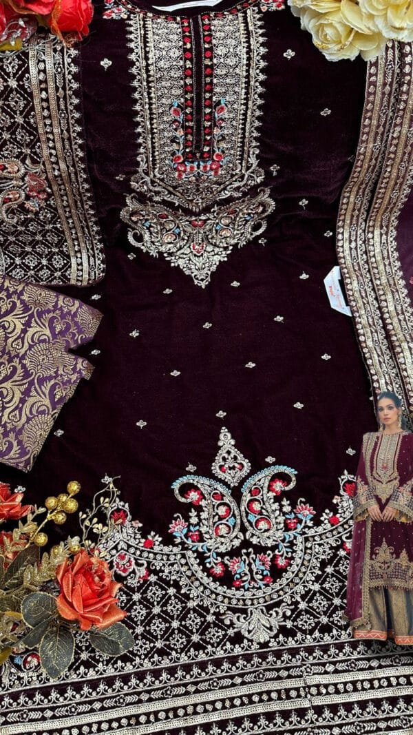 Pakistani Suits For Ladies - Pakistani Suits Online