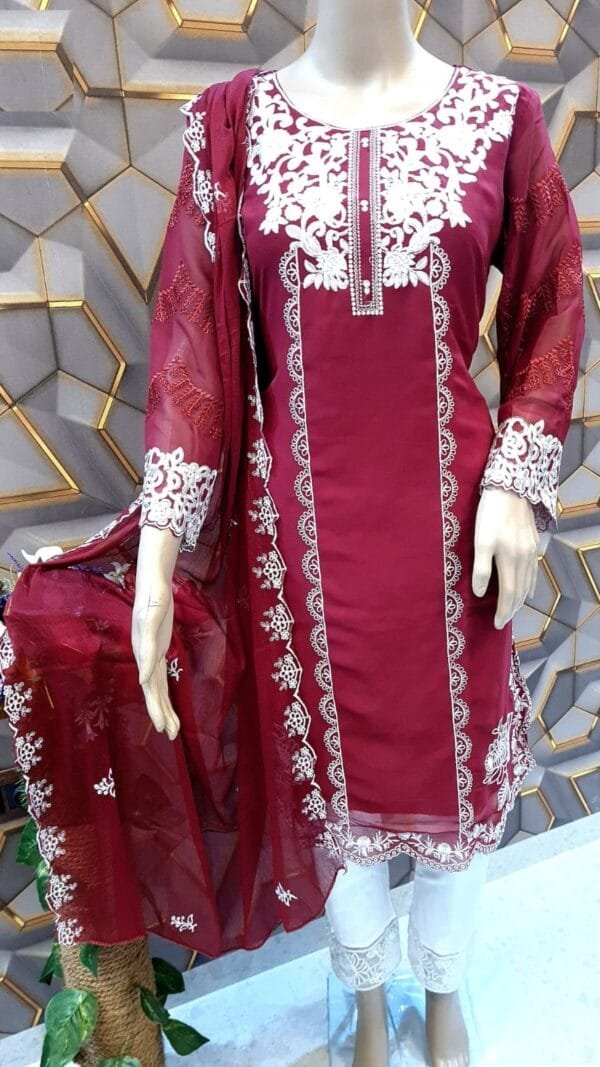 Pakistani Suits Lawn - Pakistani Suits