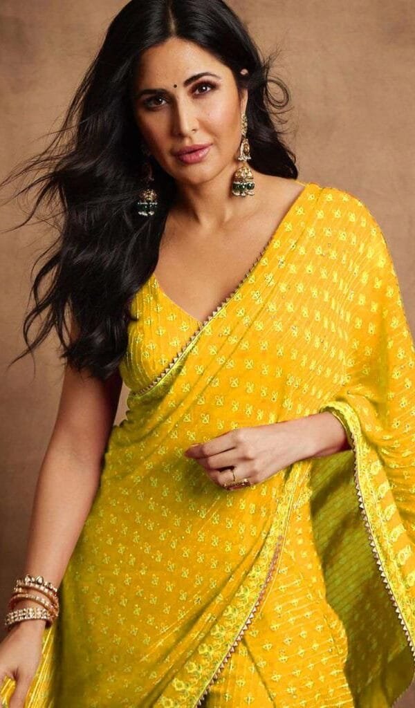 Saree Collection 2022 - Designer Sarees Rs 500 to 1000