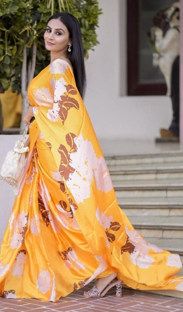 Saree Collection 2022 - Designer Sarees Rs 500 to 1000