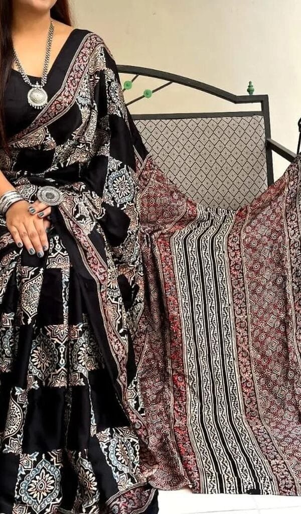 Saree In Online India - Designer Sarees Rs 500 to 1000