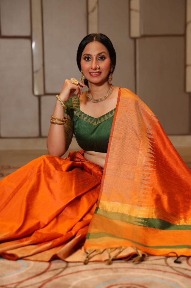 Saree Online App - Designer Sarees Rs 500 to 1000