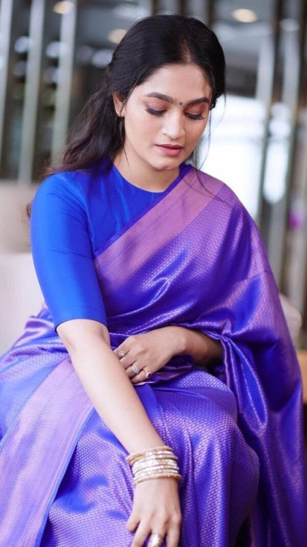 Saree Online For Wedding - Designer Sarees Rs 500 to 1000