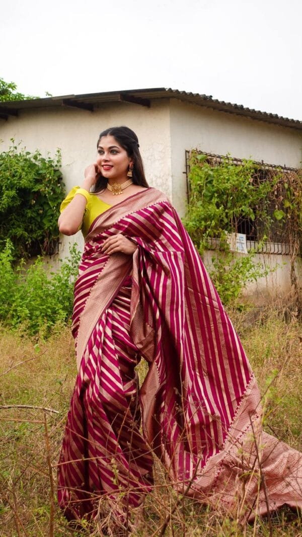 Saree Online Shopping In Kerala - Designer Sarees Rs 500 to 1000