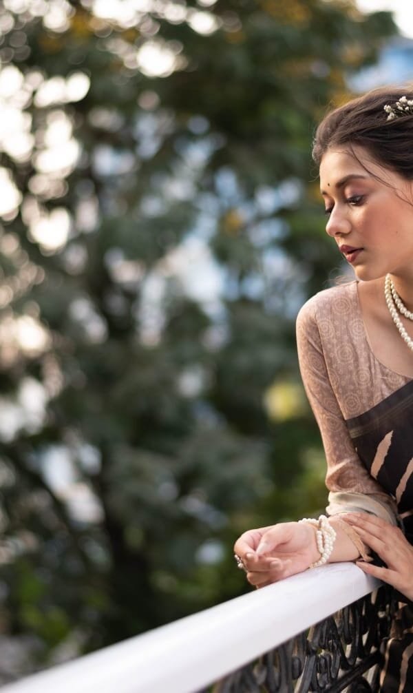 Saree Online Shopping Mumbai - Designer Sarees Rs 500 to 1000