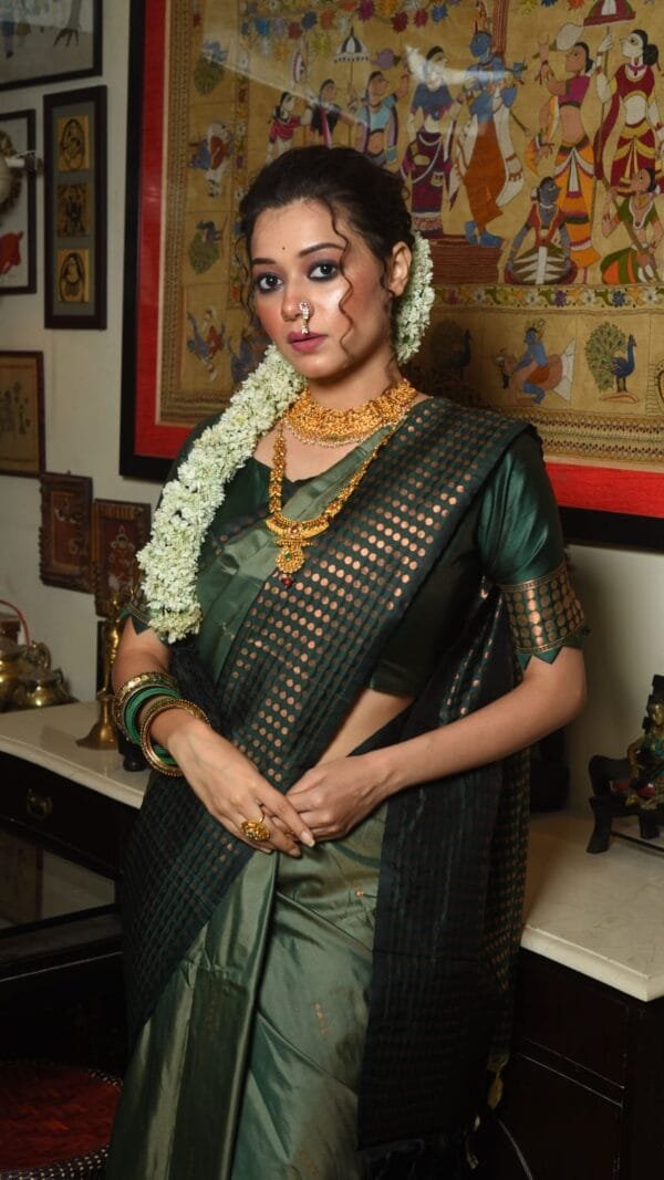 Saree Online Website - Designer Sarees Rs 500 to 1000
