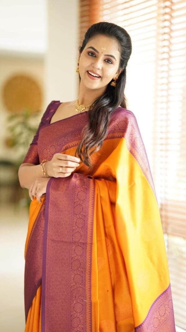 Saree Online Wedding - Designer Sarees Rs 500 to 1000