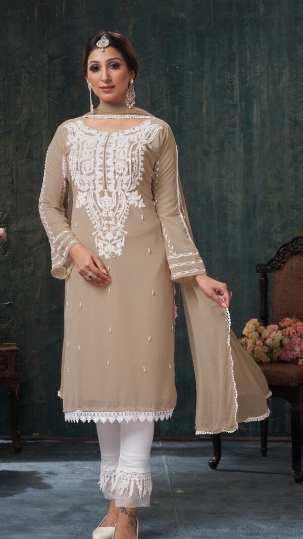 Simple Pakistani Suits - Pakistani Suits Online
