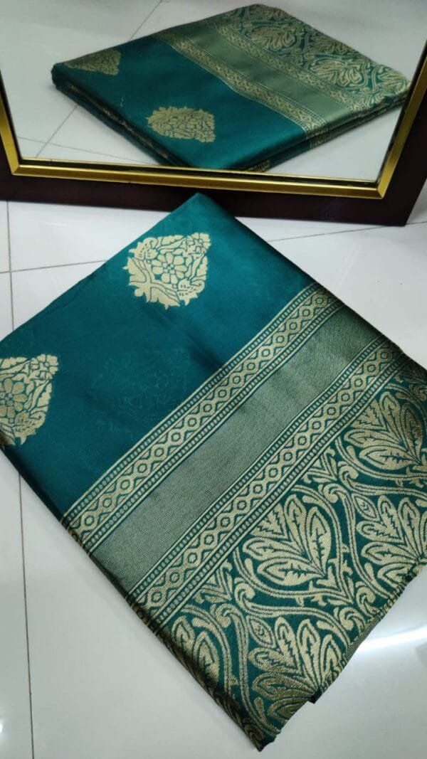 साड़ी की डिजाइन - Designer Sarees Rs 500 to 1000