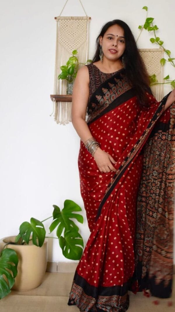 साड़ी की फोटो - Designer Sarees Rs 500 to 1000
