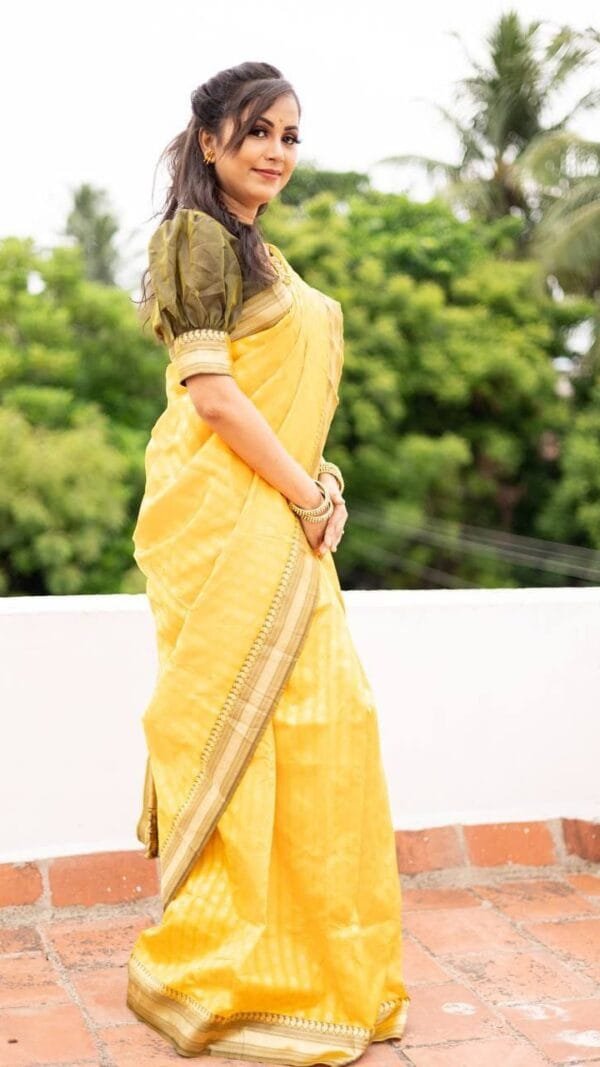 Best Saree Online Shopping App - Designer Sarees Rs 500 to 1000