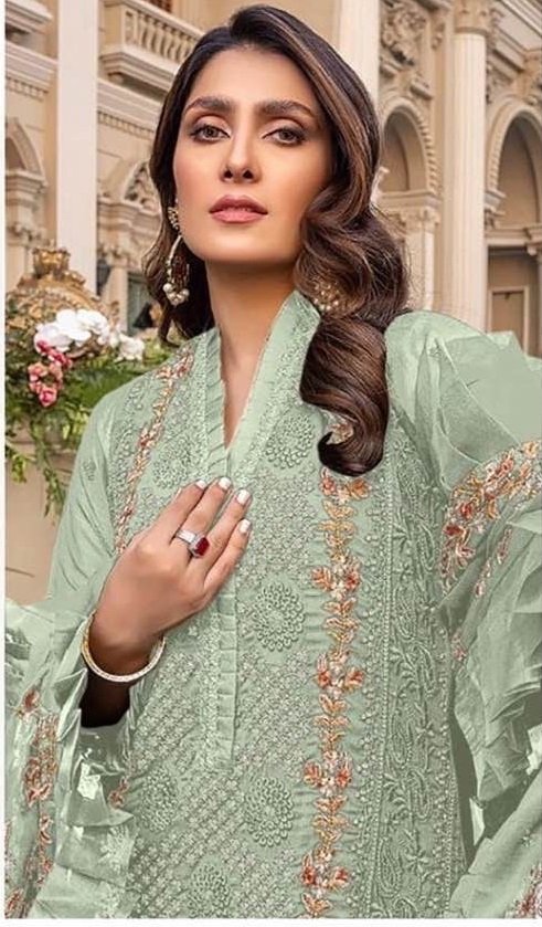 Maria B Pakistani Suits 3