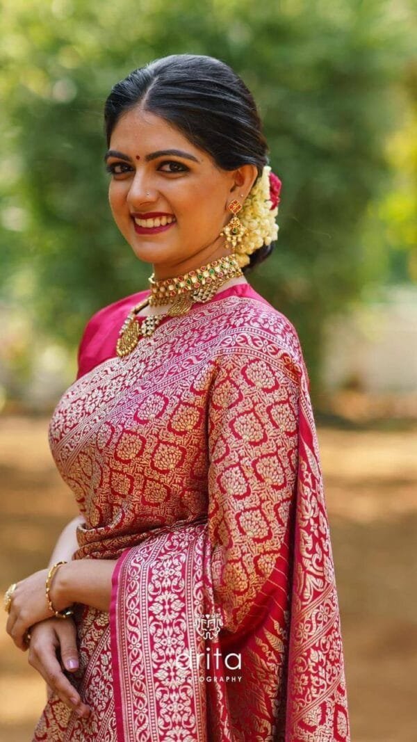 Nearby Saree Shop - Designer Sarees Rs 500 to 1000