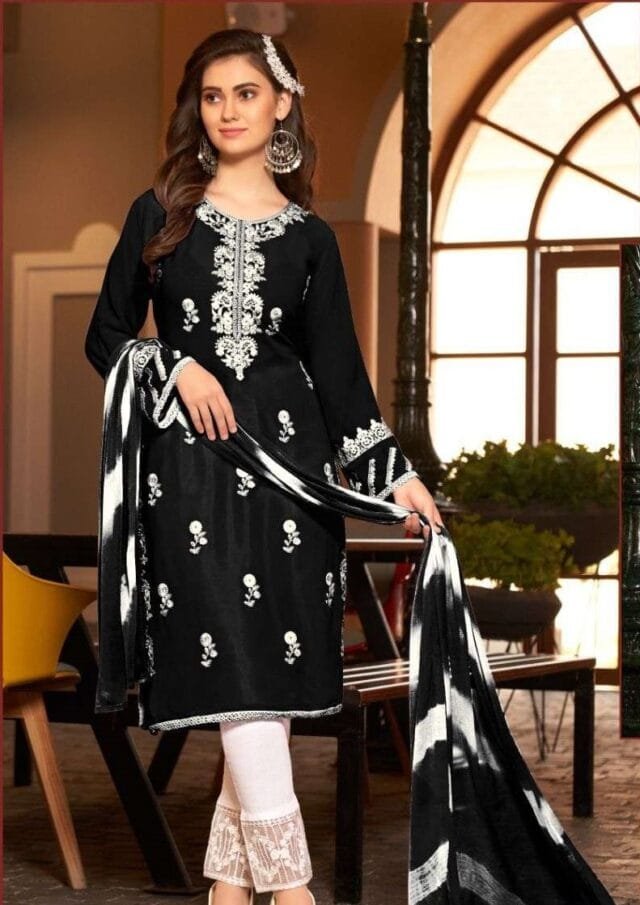 Pakistani Dress Designer - Pakistani Suits