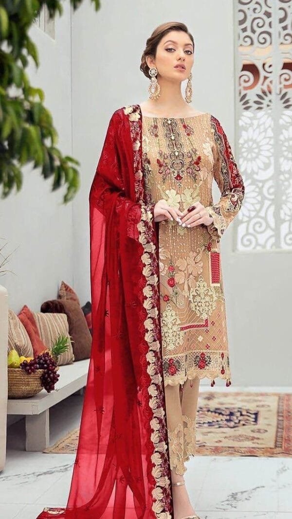 Pakistani Suits In Lucknow