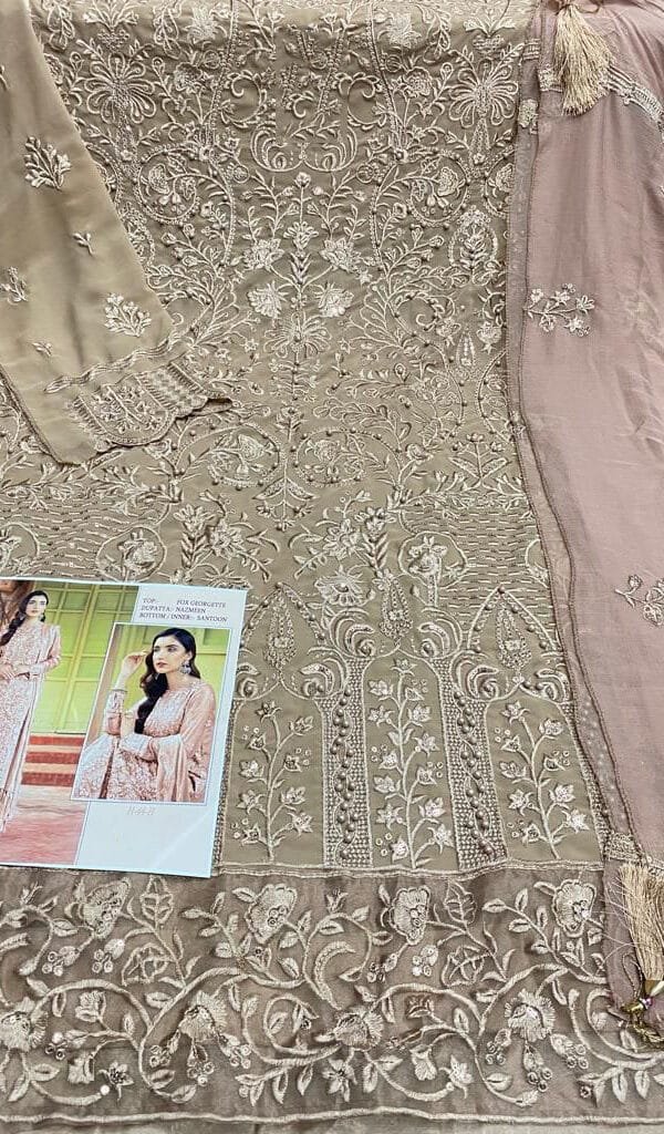 Pakistani Suits In Mumbai