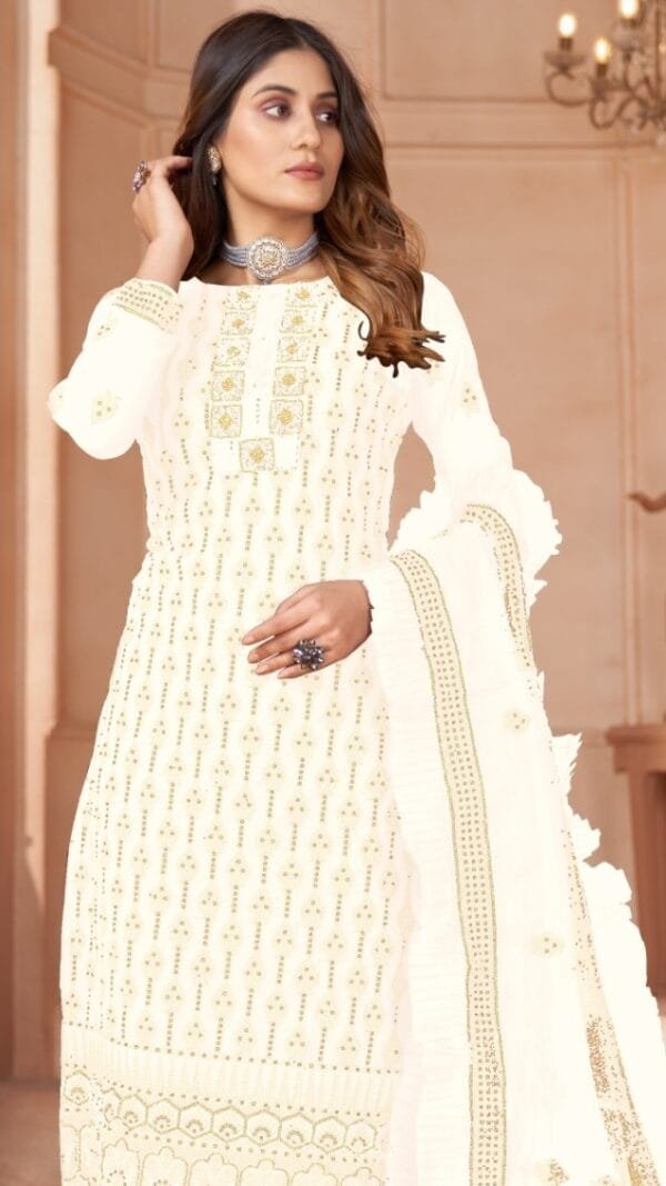 Pakistani Suits Near Me