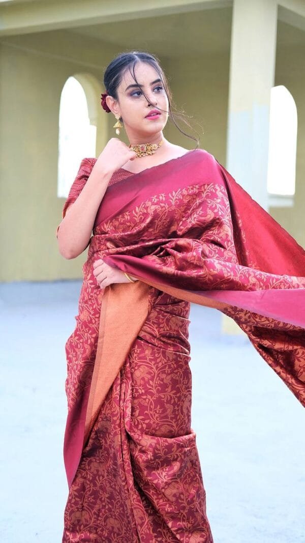 Saree In Online India - Designer Sarees Rs 500 to 1000