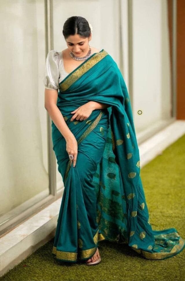 Saree Online Best Website - Designer Sarees Rs 500 to 1000