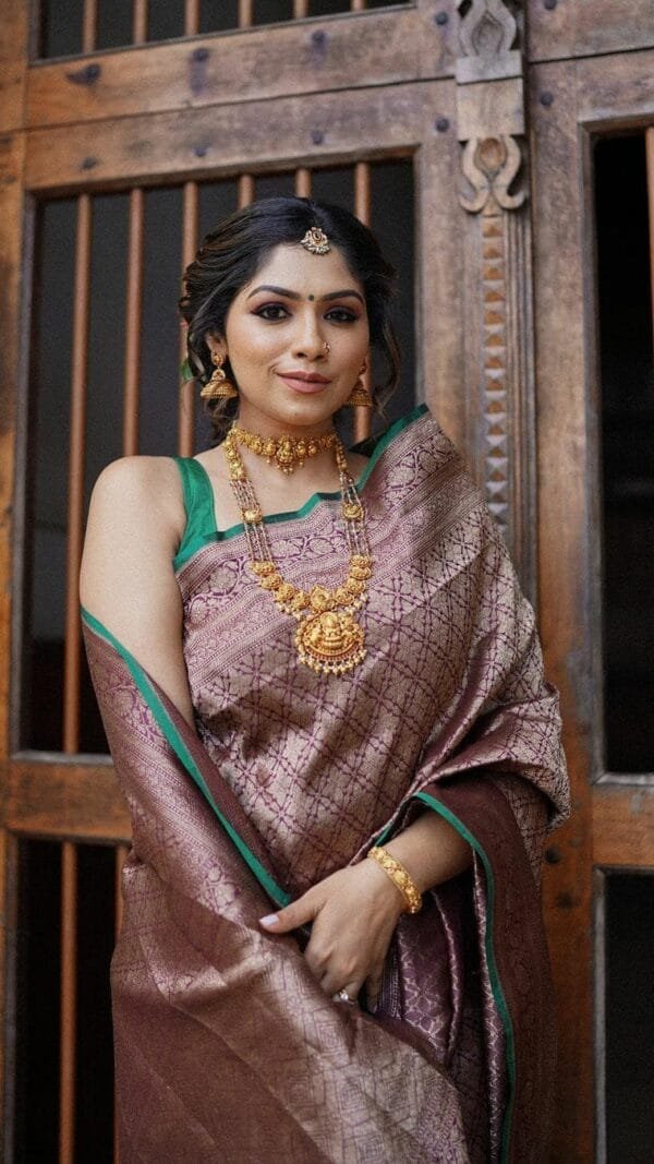 Saree Online Boutique - Designer Sarees Rs 500 to 1000