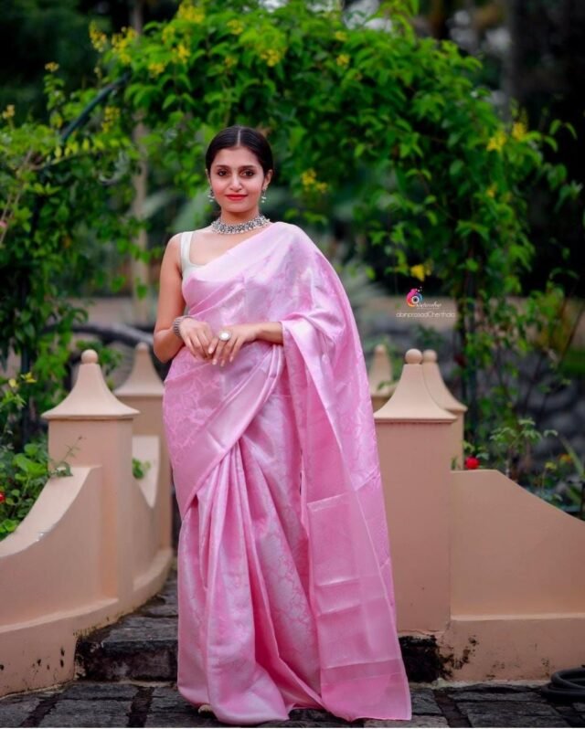 Saree Online Hyderabad - Designer Sarees Rs 500 to 1000