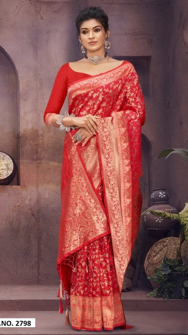 Saree Online India - Designer Sarees Rs 500 to 1000