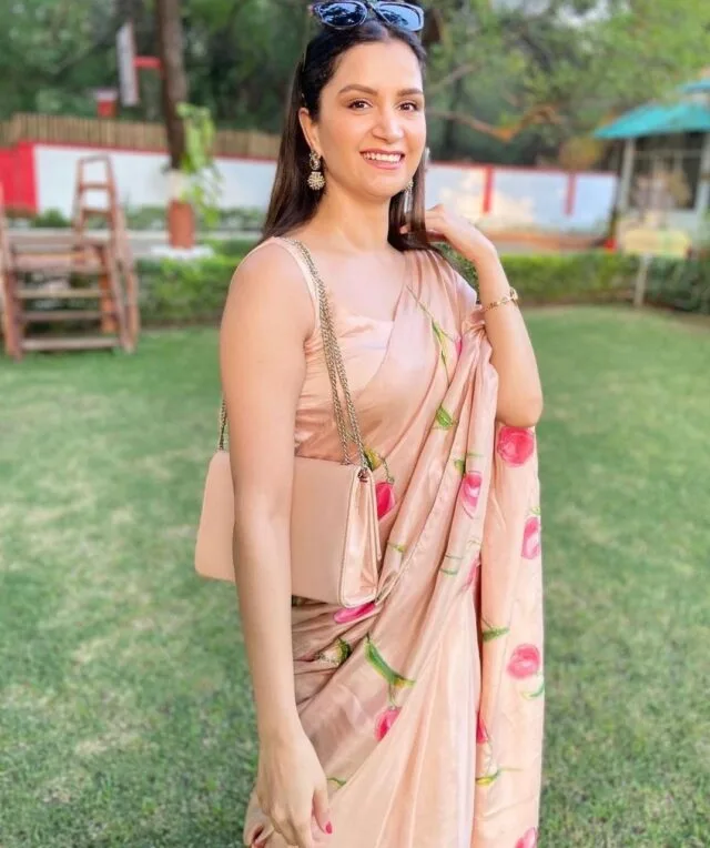 Saree Online Shopping - Designer Sarees Rs 500 to 1000