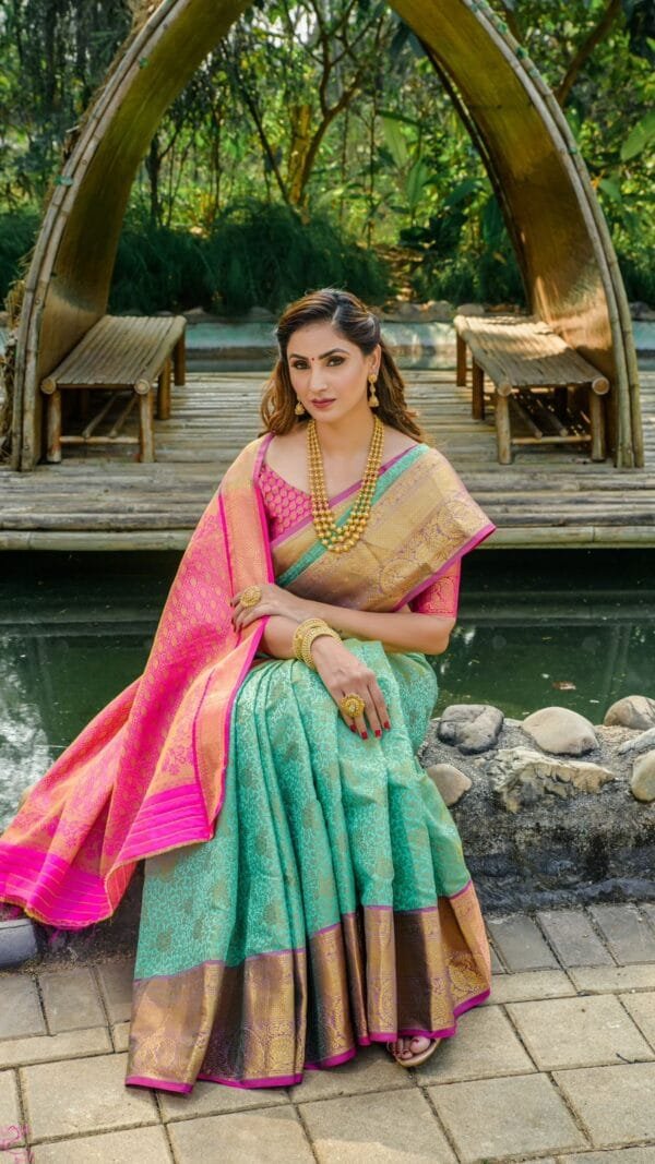 Saree Online Shopping India - Designer Sarees Rs 500 to 1000