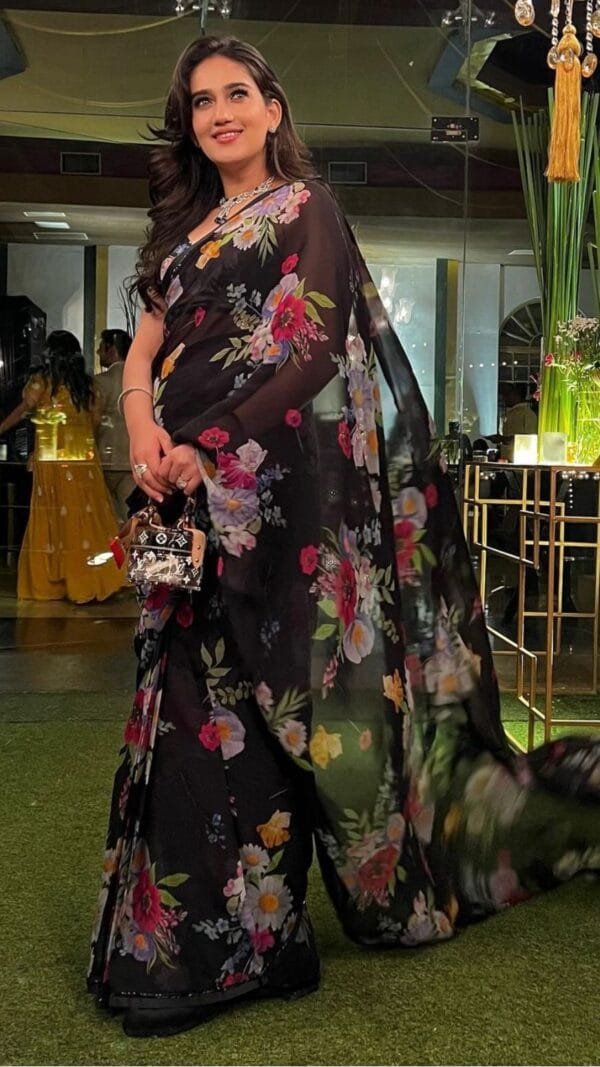 Saree Online Shopping India - Designer Sarees Rs 500 to 1000