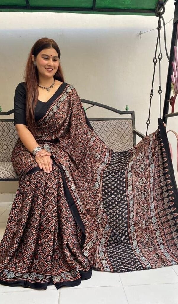 Saree Online Shopping Low Price - Designer Sarees Rs 500 to 1000