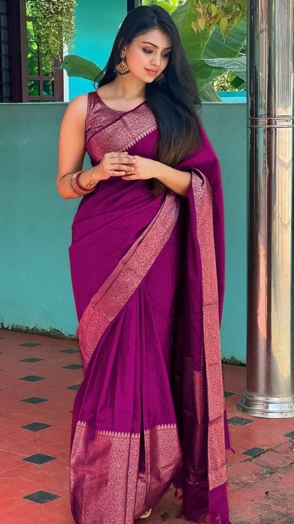 Saree Online Shopping Surat - Designer Sarees Rs 500 to 1000