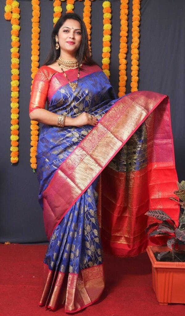 Saree Online Shopping Surat - Designer Sarees Rs 500 to 1000