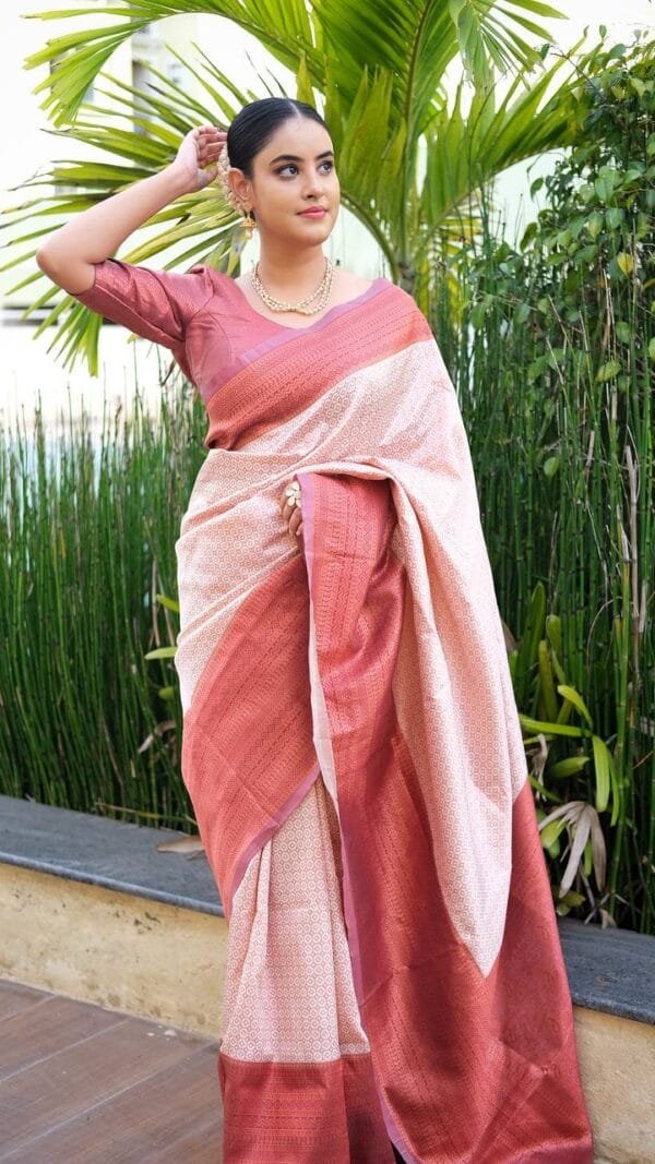 Saree Online Surat - Designer Sarees Rs 500 to 1000