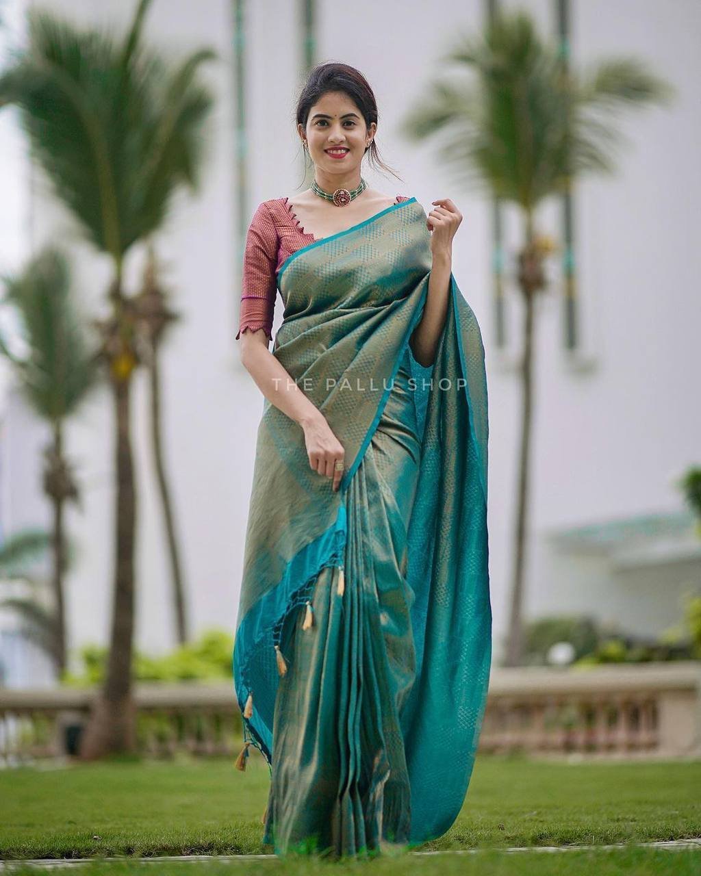 Rs.500/- To Rs.1000/- Sarees I Wholesale Store I | sari |  RKC25554-https://rkcollections.in/index.php?route=product%2Fproduct&product_id=29262...  | By RK COLLECTIONS | Namaste welcome to RKC25572 with contrast blouses  fancy material complete cut border ...