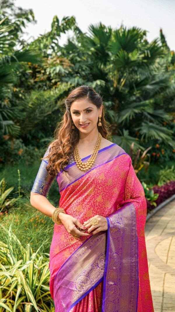 Saree With Blouse Online - Designer Sarees Rs 500 to 1000