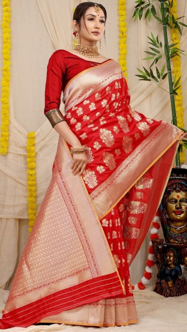 Saree With Blouse Online Shopping - Designer Sarees Rs 500 to 1000