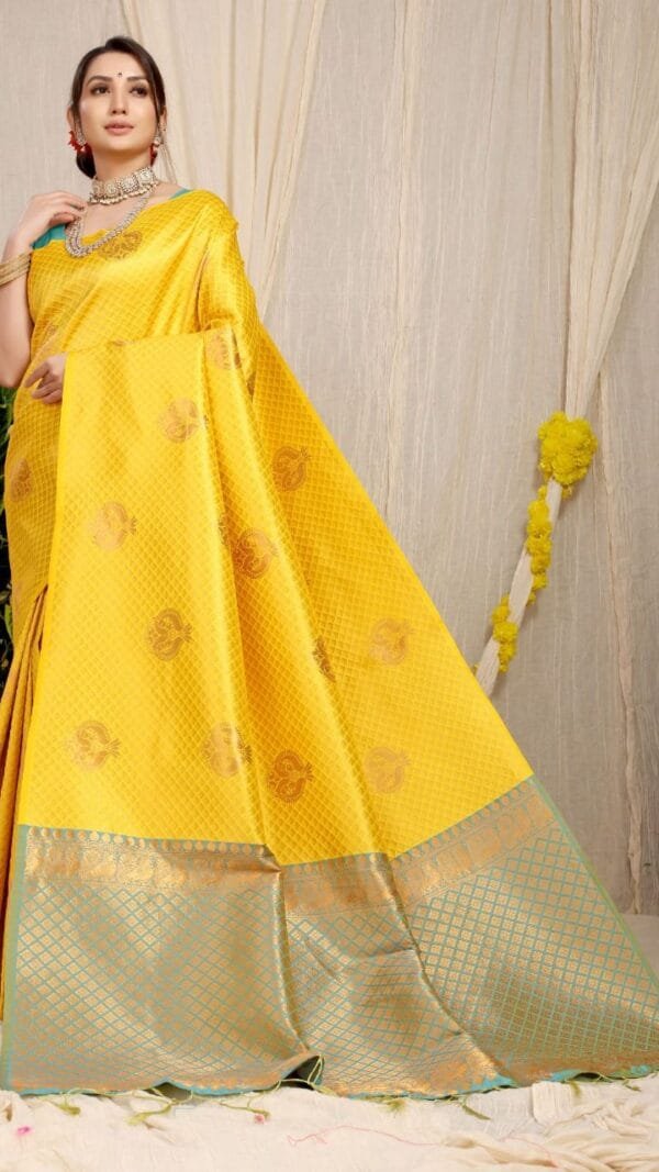 Sarees Online Shopping Below 500 - Designer Sarees Rs 500 to 1000