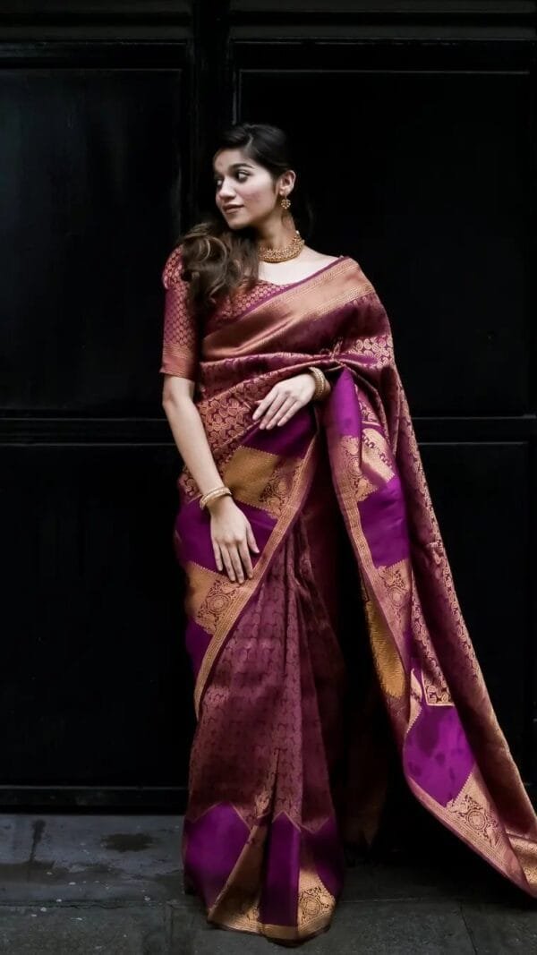 Sarees Online Shopping Wholesale - Designer Sarees Rs 500 to 1000